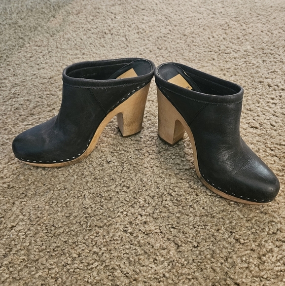 Dolce Vita Black Leather Clogs with Wooden Heel, Size 8.5 - Picture 1 of 9